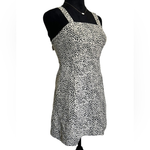American Eagle Woman’s XS Chic Black and White Animal Print Mini Dress - Picture 3 of 8